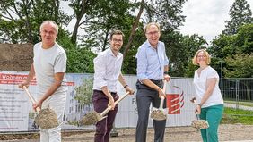 Spatenstich mit Matthias Müller, OB Martin Horn, Martin Haag und Magdalena Szablewska in der Drei-Ähren-Straße Haslach